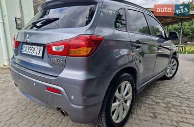 Внедорожник / Кроссовер Mitsubishi RVR 2011 в 