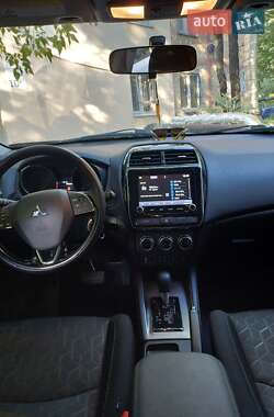 Внедорожник / Кроссовер Mitsubishi RVR 2020 в 