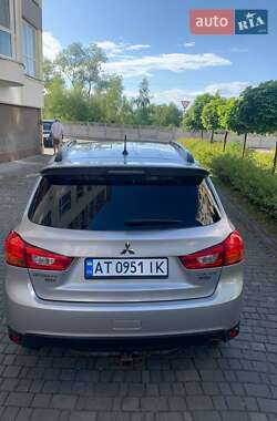 Позашляховик / Кросовер Mitsubishi RVR 2014 в 