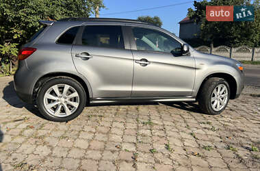 Позашляховик / Кросовер Mitsubishi RVR 2014 в 