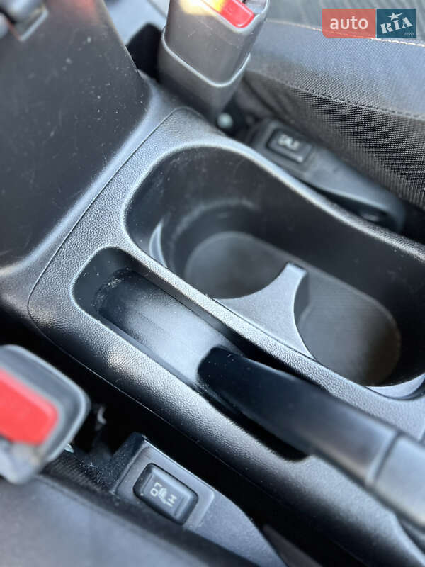 Внедорожник / Кроссовер Mitsubishi RVR 2014 в Ровно фото 14 Внедорожник / Кроссовер Mitsubishi RVR 2014 в Ровно