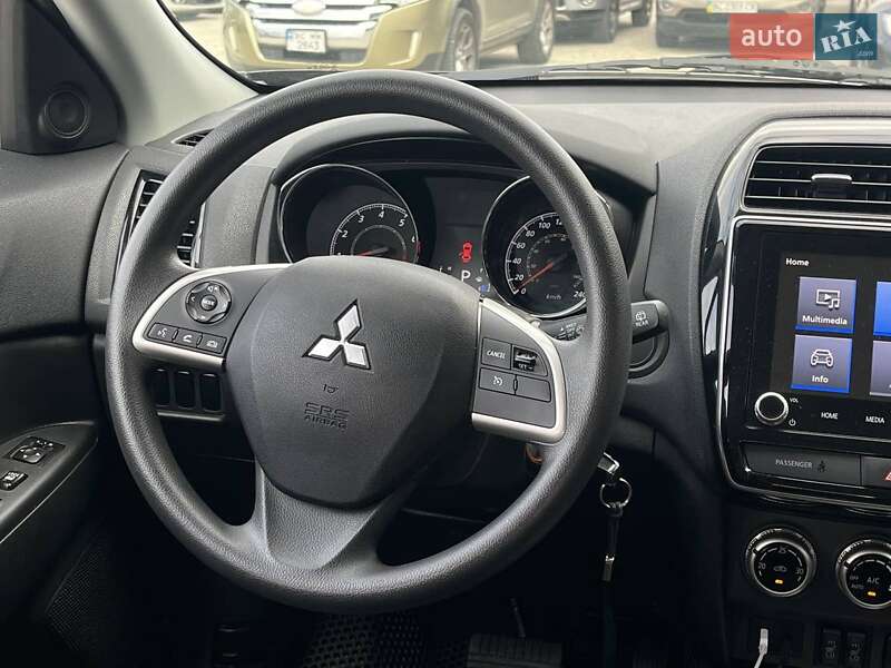 Внедорожник / Кроссовер Mitsubishi RVR 2021 в Львове