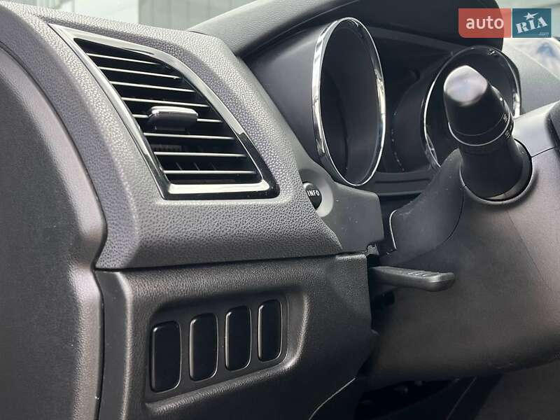 Внедорожник / Кроссовер Mitsubishi RVR 2021 в Львове