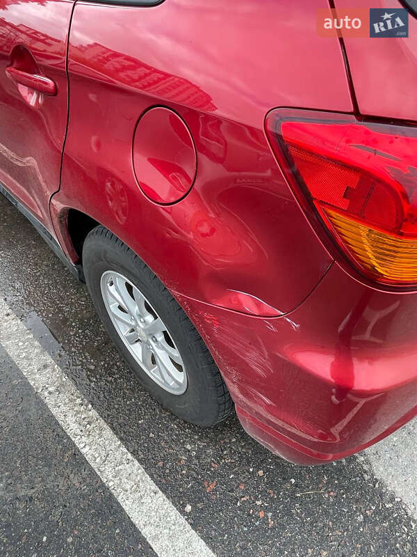 Позашляховик / Кросовер Mitsubishi RVR 2011 в Києві