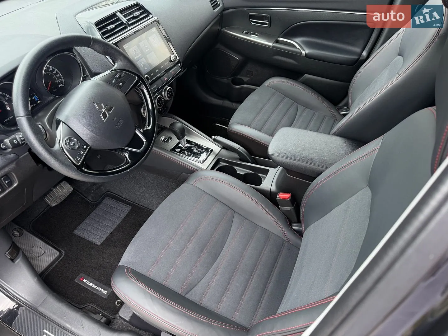 2024 Mitsubishi RVR - мініатюра 35