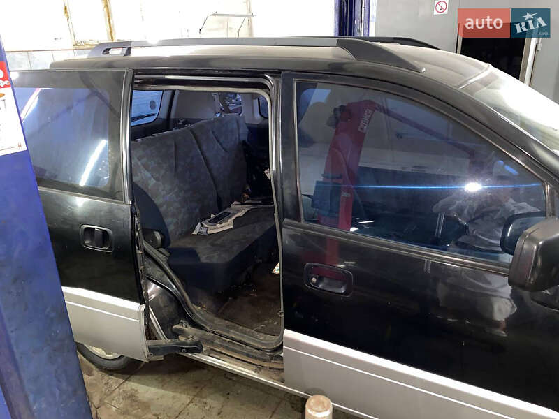 Минивэн Mitsubishi Space Runner 1999 в Харькове фото 6 Минивэн Mitsubishi Space Runner 1999 в Харькове