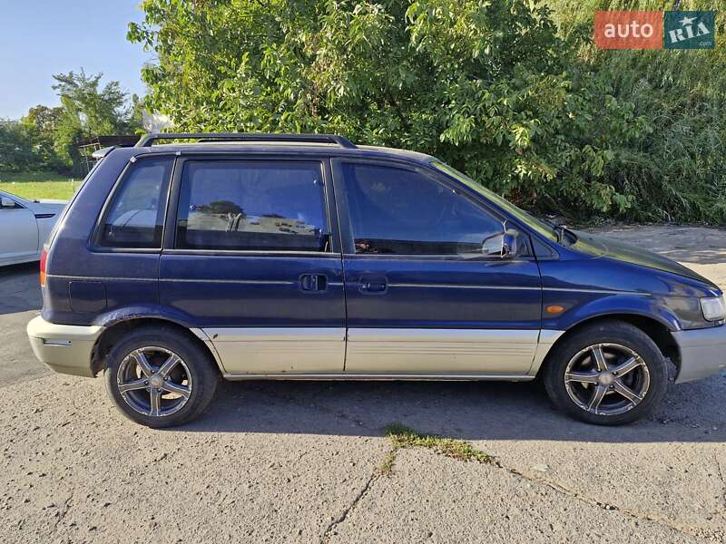 Минивэн Mitsubishi Space Runner 1994 в Одессе