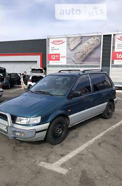 Мінівен Mitsubishi Space Runner 1996 в Харкові