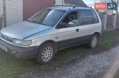 Мінівен Mitsubishi Space Runner 1993 в 