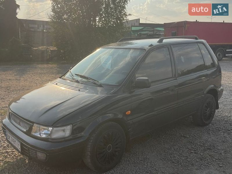 Mitsubishi Space Runner, фото з оголошення