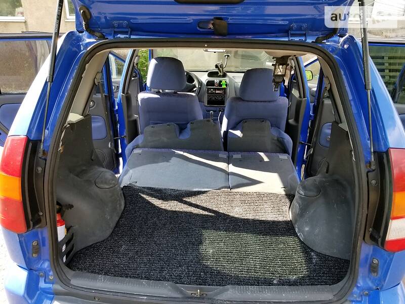 Минивэн Mitsubishi Space Star 2000 в Ужгороде