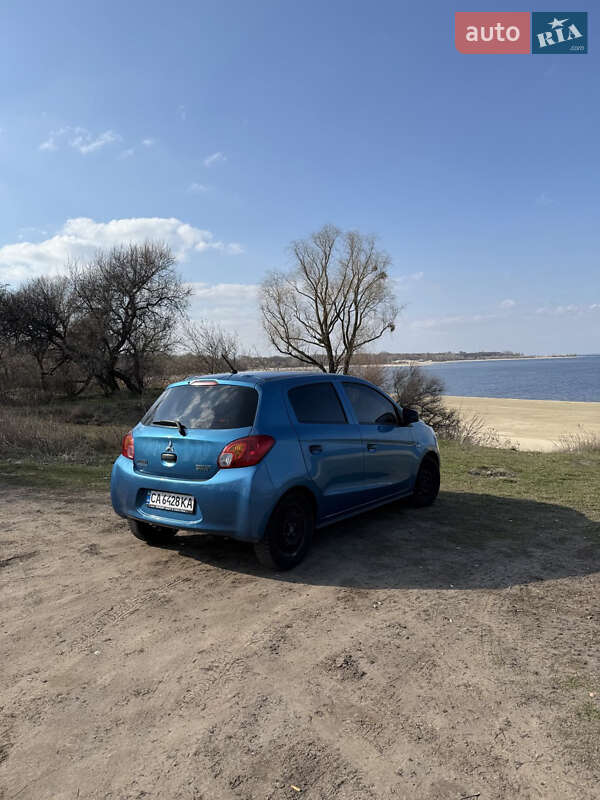 Хетчбек Mitsubishi Space Star 2015 в Черкасах