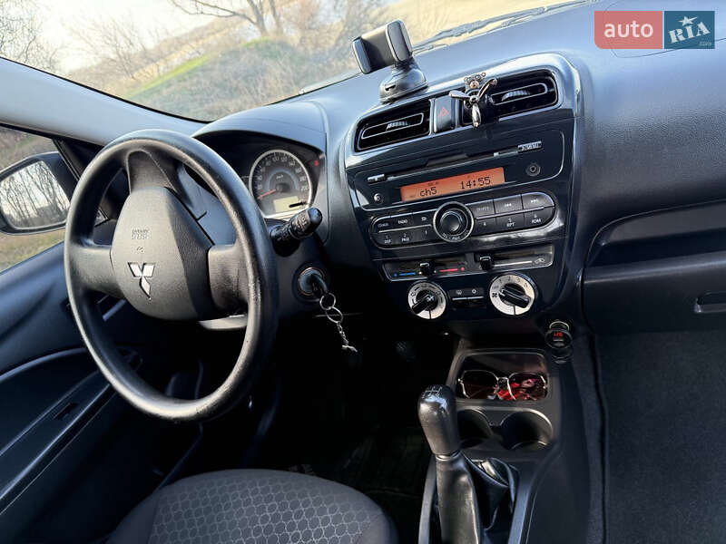 Хетчбек Mitsubishi Space Star 2015 в Черкасах