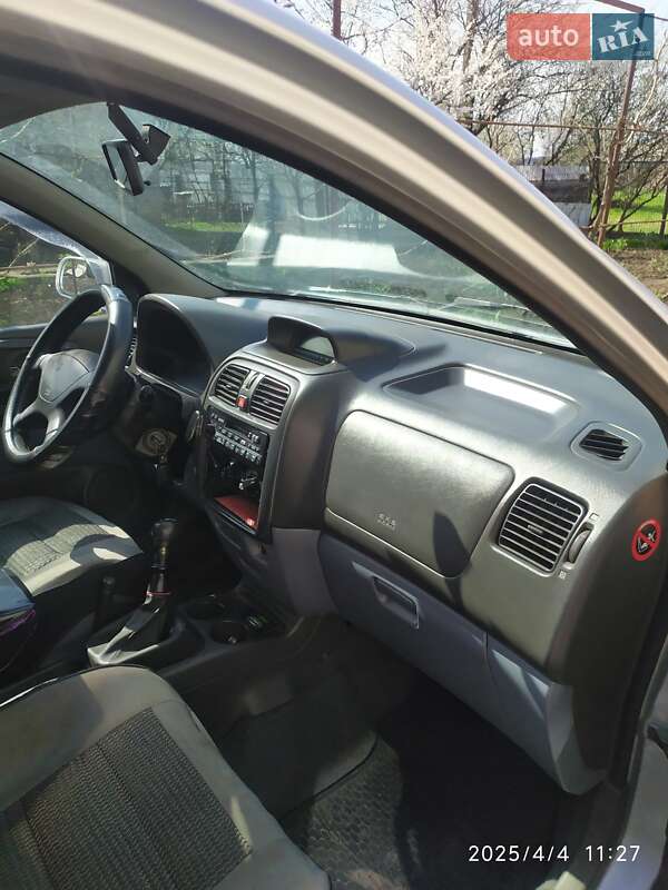 Минивэн Mitsubishi Space Star 2001 в Кривом Роге