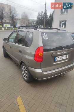 Минивэн Mitsubishi Space Star 2004 в 