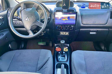 Минивэн Mitsubishi Space Star 2004 в 