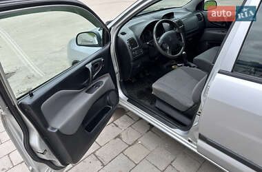 Минивэн Mitsubishi Space Star 2004 в 