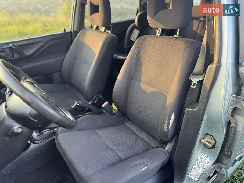 Минивэн Mitsubishi Space Star 2003 в Черновцах