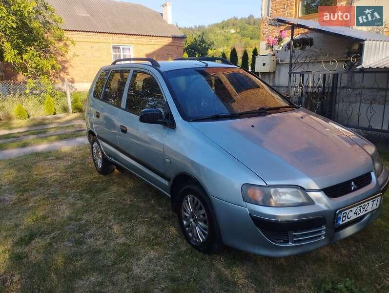 Mitsubishi Space Star 2004