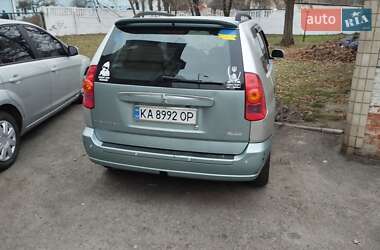 Минивэн Mitsubishi Space Star 2004 в 