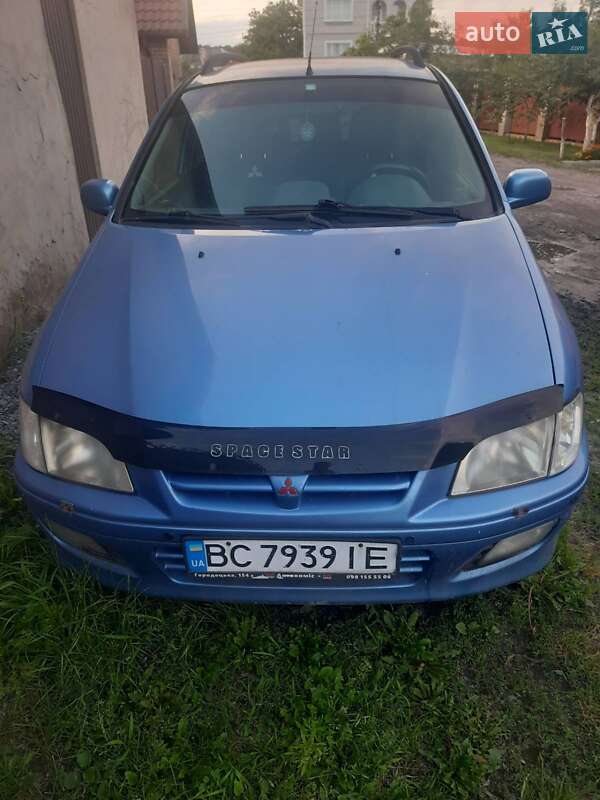 Mitsubishi Space Star 2001