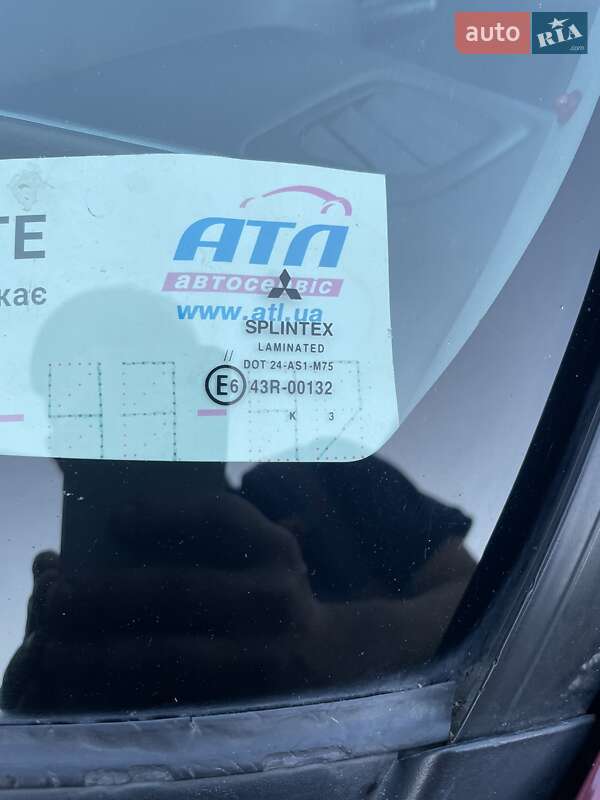 Мінівен Mitsubishi Space Star 2003 в Києві фото 19 Мінівен Mitsubishi Space Star 2003 в Києві