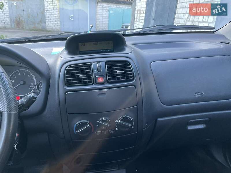 Мінівен Mitsubishi Space Star 2003 в Києві фото 33 Мінівен Mitsubishi Space Star 2003 в Києві