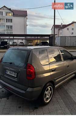 Минивэн Mitsubishi Space Star 2004 в 