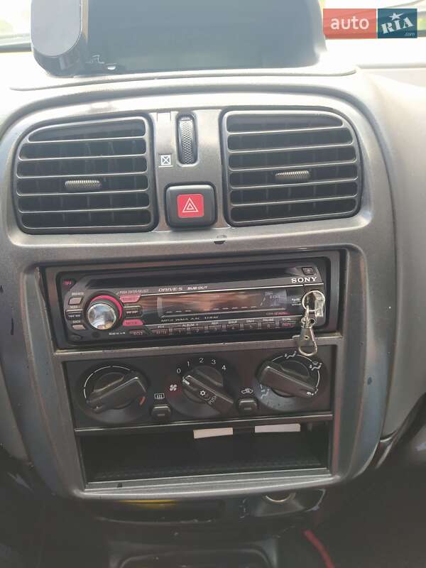 Минивэн Mitsubishi Space Star 2004 в Черновцах