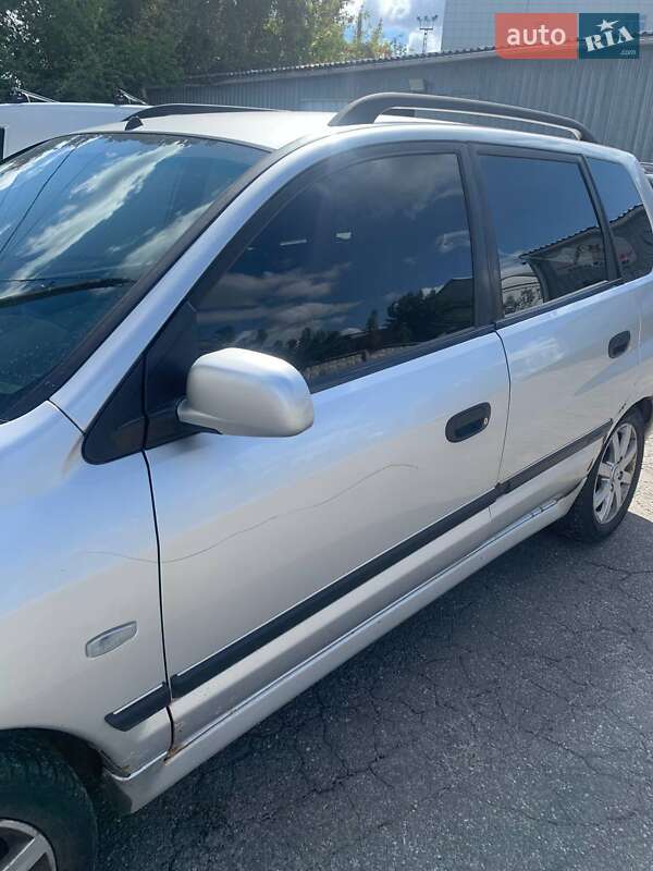 Минивэн Mitsubishi Space Star 2004 в Киеве