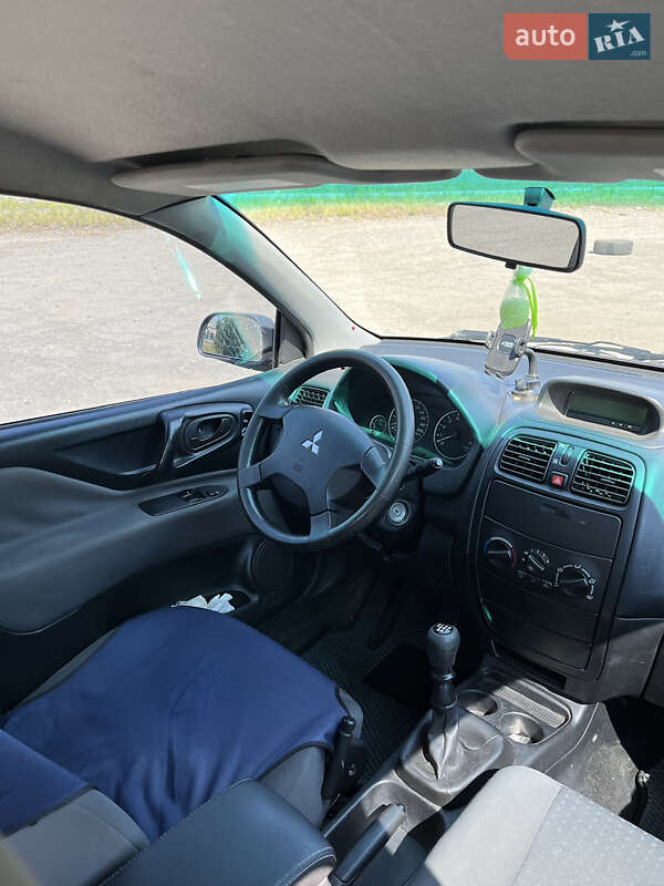 Минивэн Mitsubishi Space Star 2004 в Киеве фото 6 Минивэн Mitsubishi Space Star 2004 в Киеве