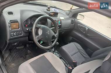 Минивэн Mitsubishi Space Star 2004 в 