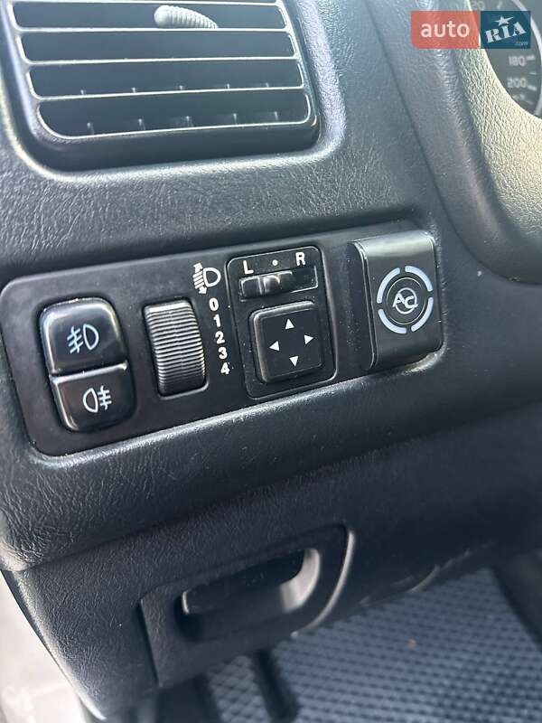 Мінівен Mitsubishi Space Star 2004 в Чорнобаї