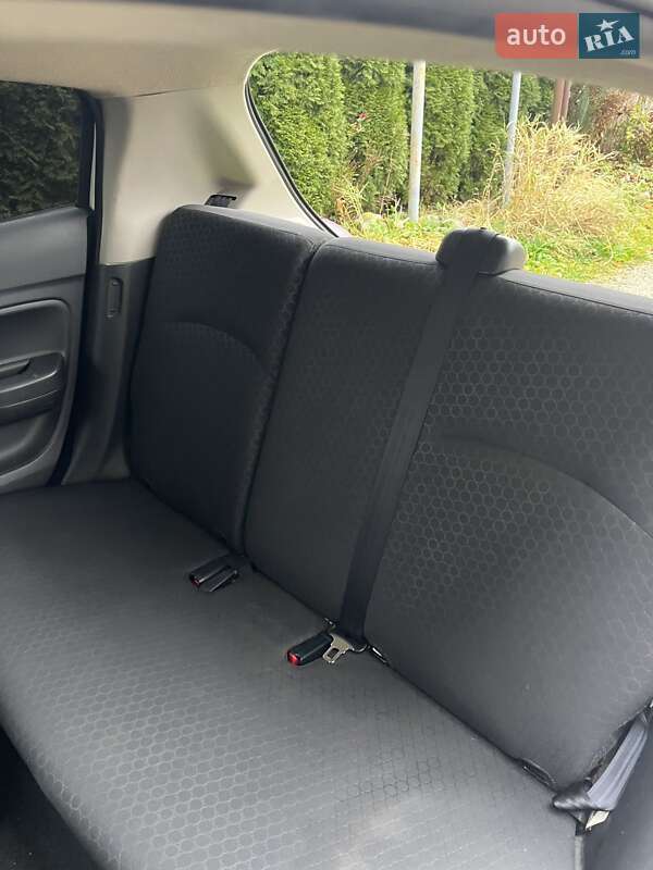 Хэтчбек Mitsubishi Space Star 2015 в Долине