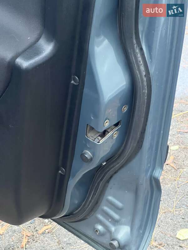 Мінівен Mitsubishi Space Star 2003 в Дніпрі фото 16 Мінівен Mitsubishi Space Star 2003 в Дніпрі