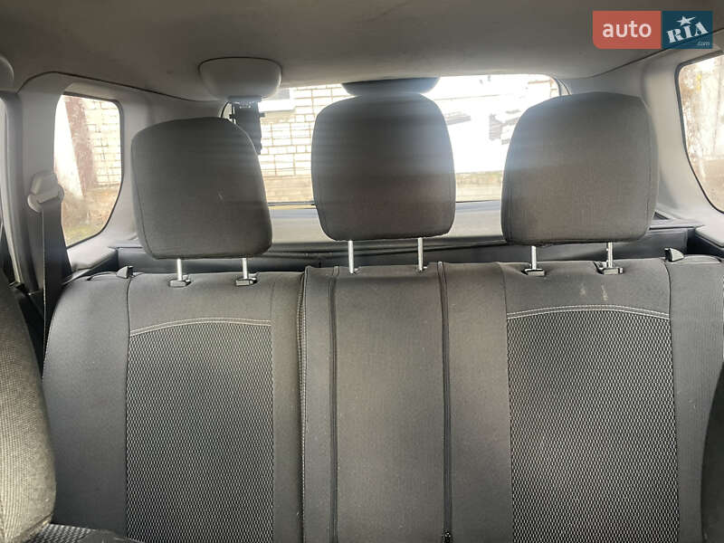 Мінівен Mitsubishi Space Star 2002 в Нікополі