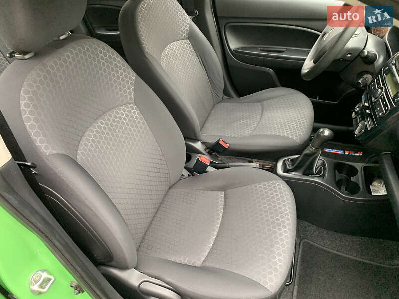 Хетчбек Mitsubishi Space Star 2013 в Луцьку фото 17 Хетчбек Mitsubishi Space Star 2013 в Луцьку