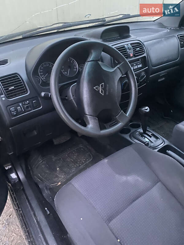 Мінівен Mitsubishi Space Star 2004 в Києві фото 7 Мінівен Mitsubishi Space Star 2004 в Києві