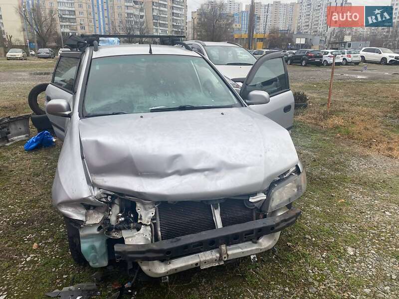 Mitsubishi Space Star 2004 Mitsubishi Space Star 2004