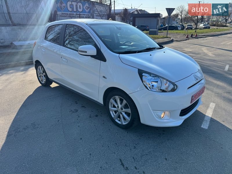 Mitsubishi Space Star 2015