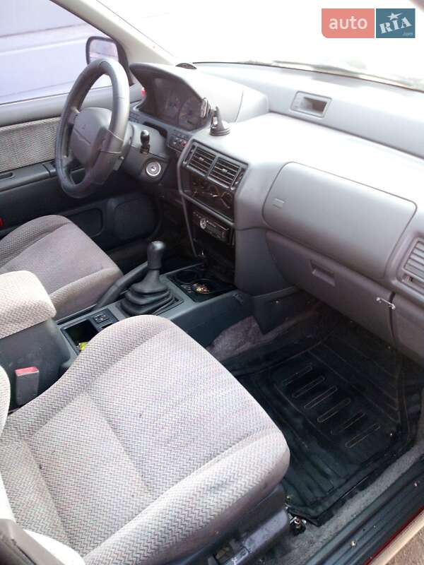 Минивэн Mitsubishi Space Wagon 1998 в Одессе