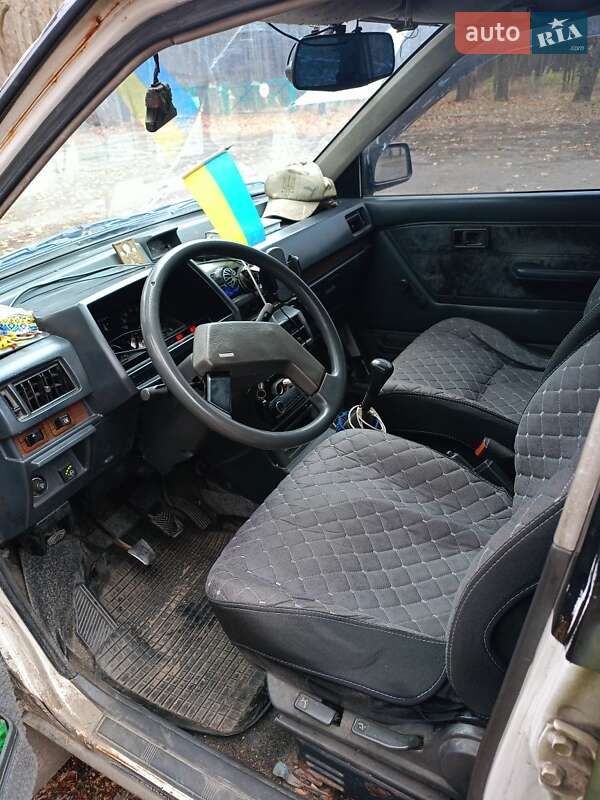 Минивэн Mitsubishi Space Wagon 1989 в Сумах