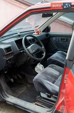 Минивэн Mitsubishi Space Wagon 1988 в 