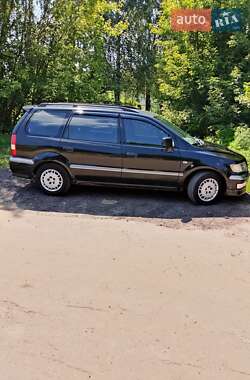 Мінівен Mitsubishi Space Wagon 2002 в Василькові