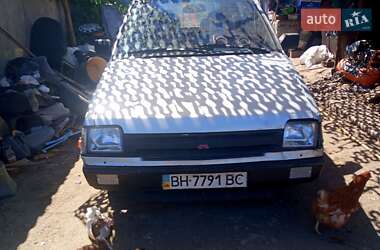 Минивэн Mitsubishi Space Wagon 1988 в 