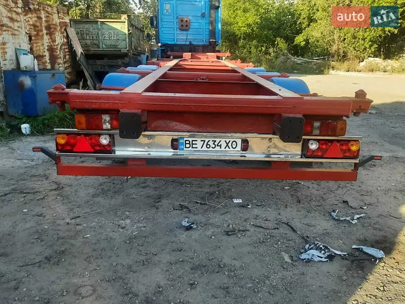 Контейнеровоз полуприцеп MKF Metallbau CS 40G 2003 в 