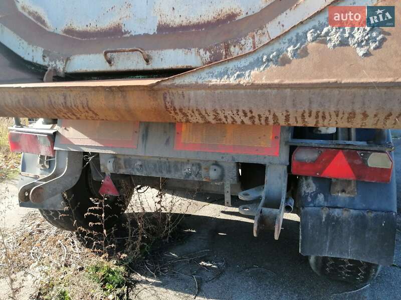 Самоскид напівпричіп Moeslein SMR-3 2006 в Кременчуці