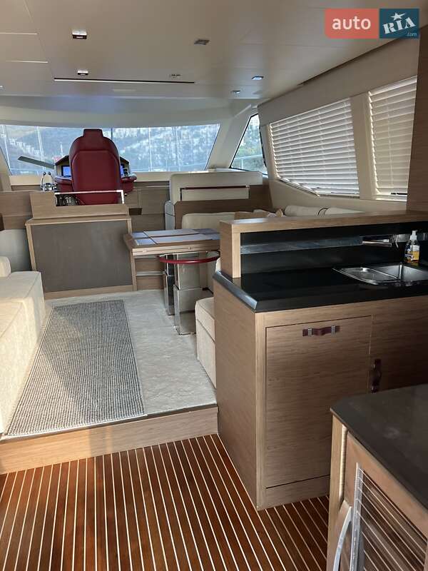 Моторна яхта Monte Carlo MC6 2018 в Херсоні фото 4 Моторна яхта Monte Carlo MC6 2018 в Херсоні