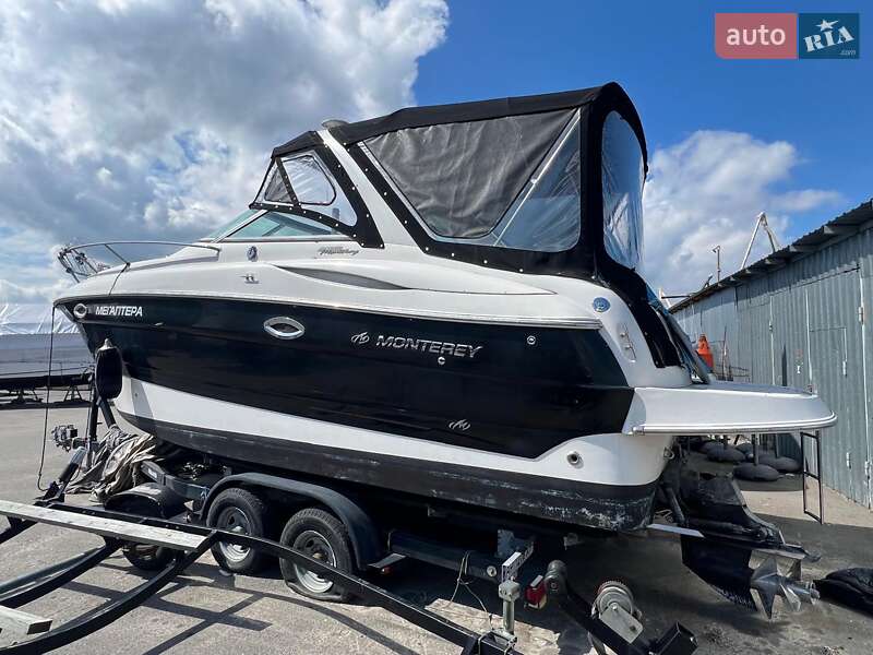 Катер Monterey 270 CR 2005 в Киеве