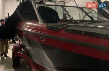Катер Moomba Mobius 2007 в Черкасах